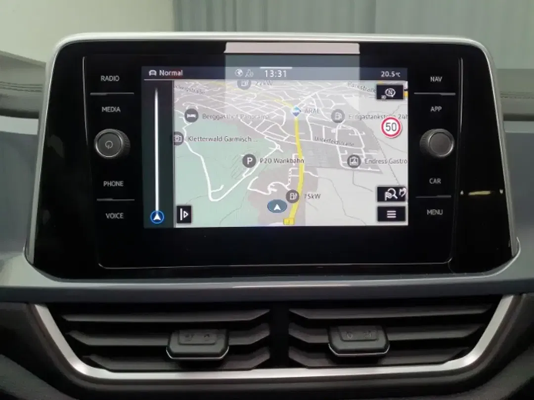 Volkswagen T-Roc TDI DSG 4Motion Style - Thumbnail 11