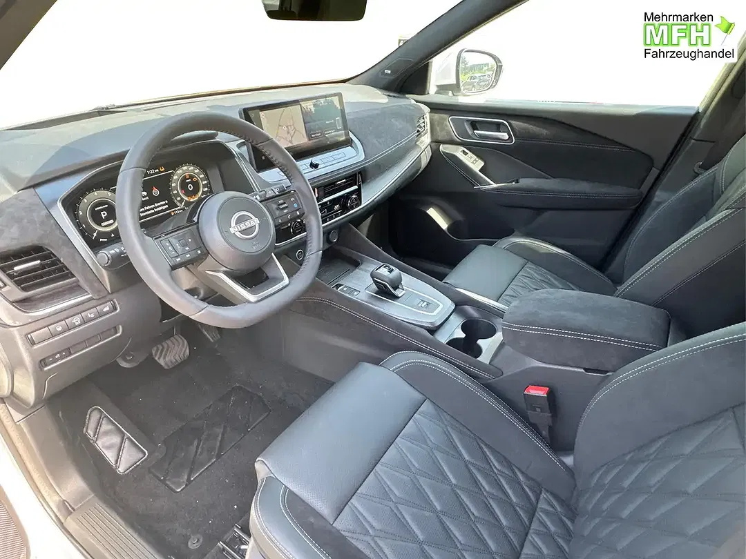 Nissan Qashqai 1.3 Tekna+ - Thumbnail 10