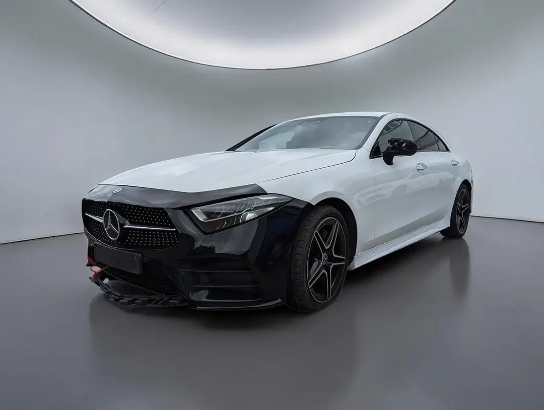 Mercedes-Benz CLS 300 AMG Line Night - Afbeelding 1