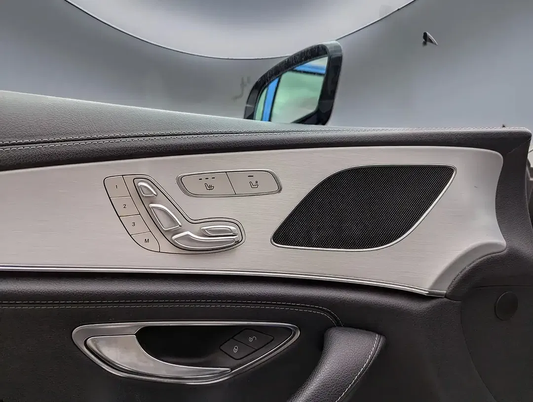 Mercedes-Benz CLS 300 AMG Line Night - Thumbnail 12