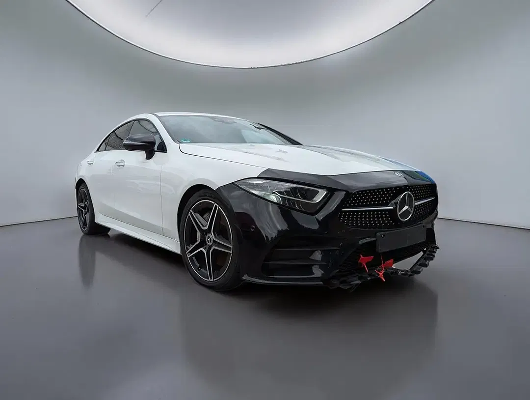 Mercedes-Benz CLS 300 AMG Line Night - Thumbnail 4