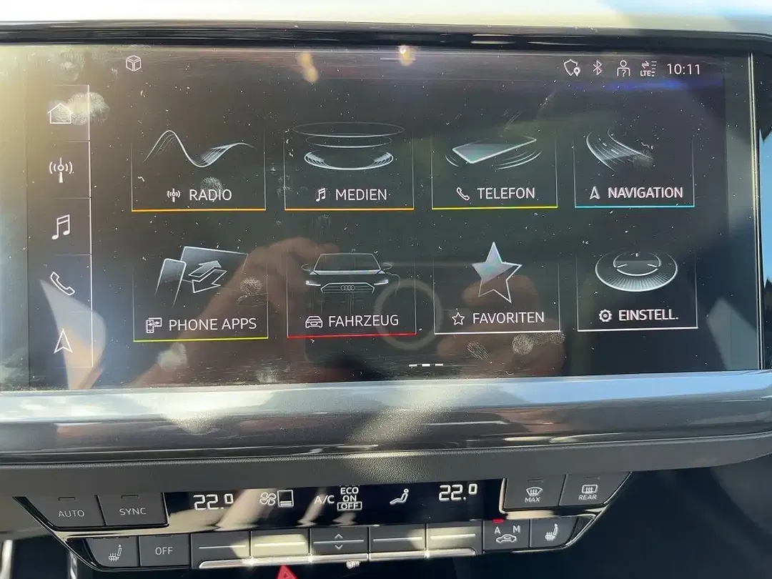 Audi Q4 e-tron 50 - Thumbnail 8