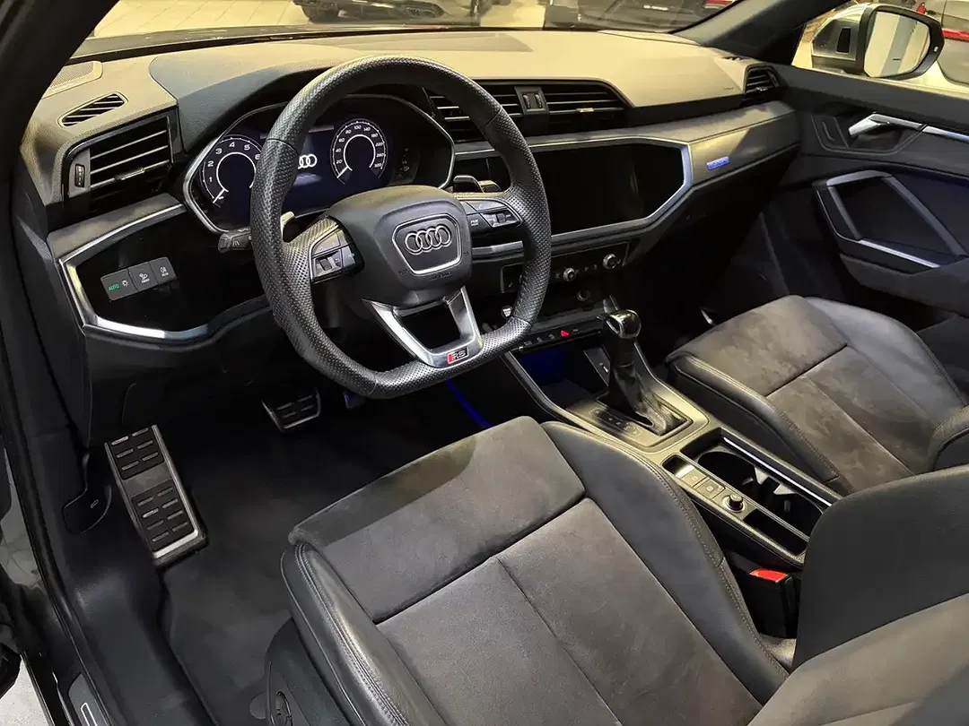 Audi RS Q3 2.5 TFSI quattro Sportback - Thumbnail 11