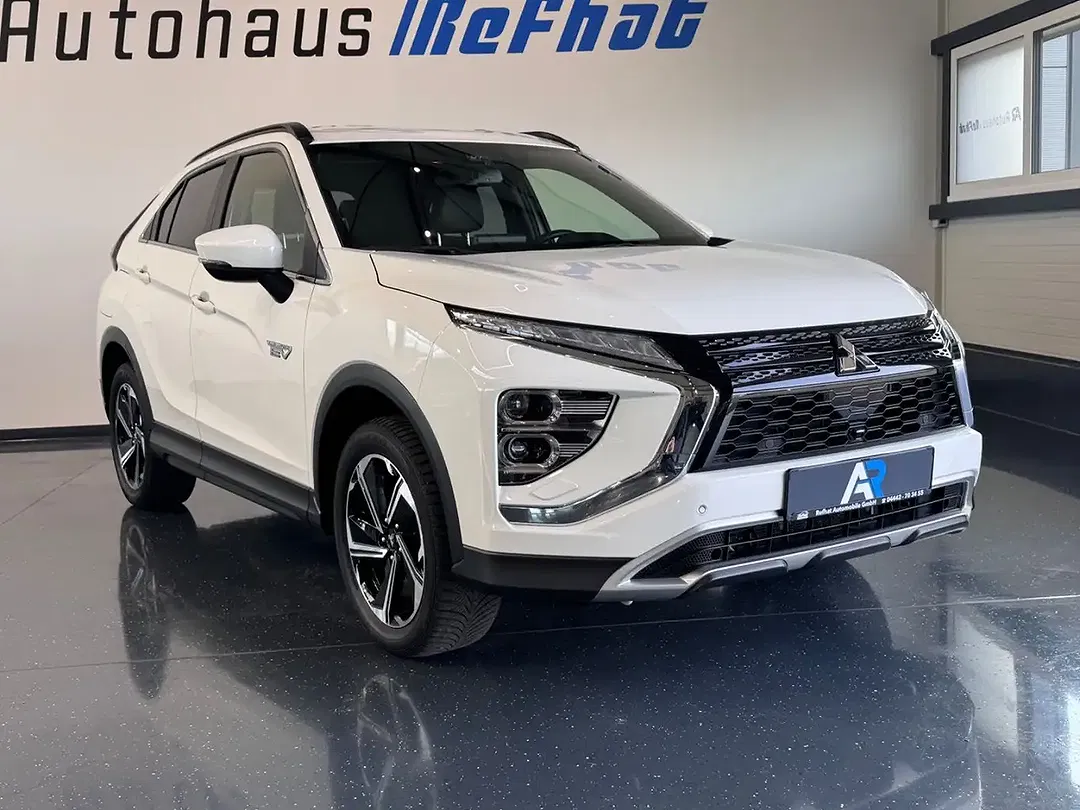 Mitsubishi Eclipse Cross Hybrid 4WD Plus - Thumbnail 11
