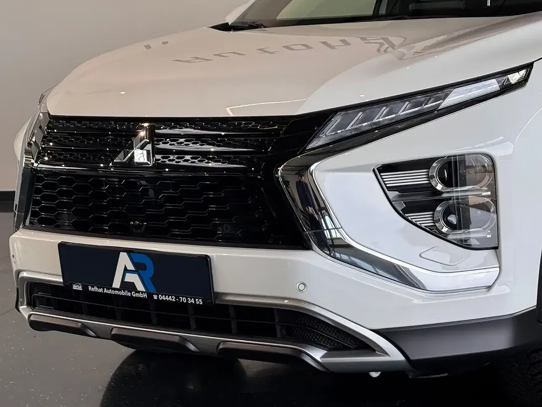 Mitsubishi Eclipse Cross Hybrid 4WD Plus - Thumbnail 5