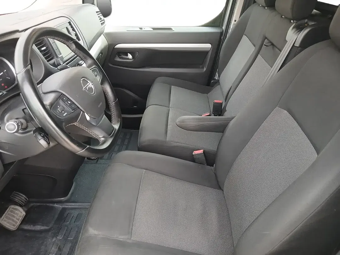 Opel Vivaro - Thumbnail 10
