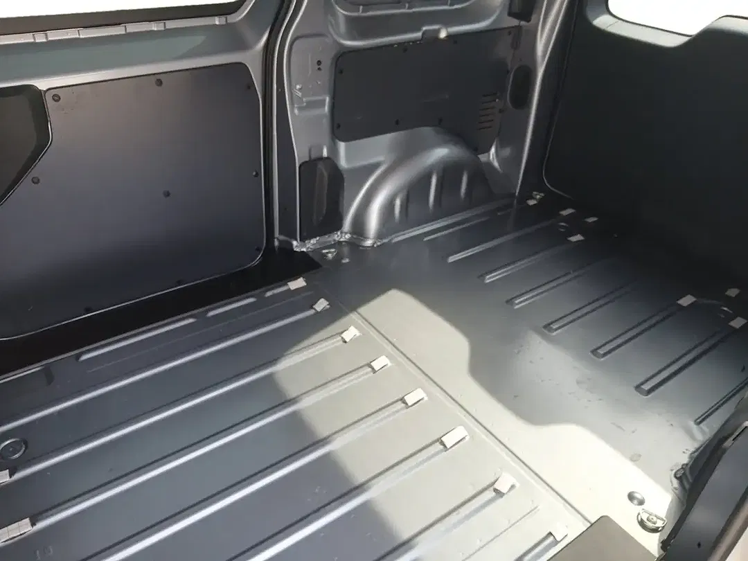 Opel Vivaro - foto 14