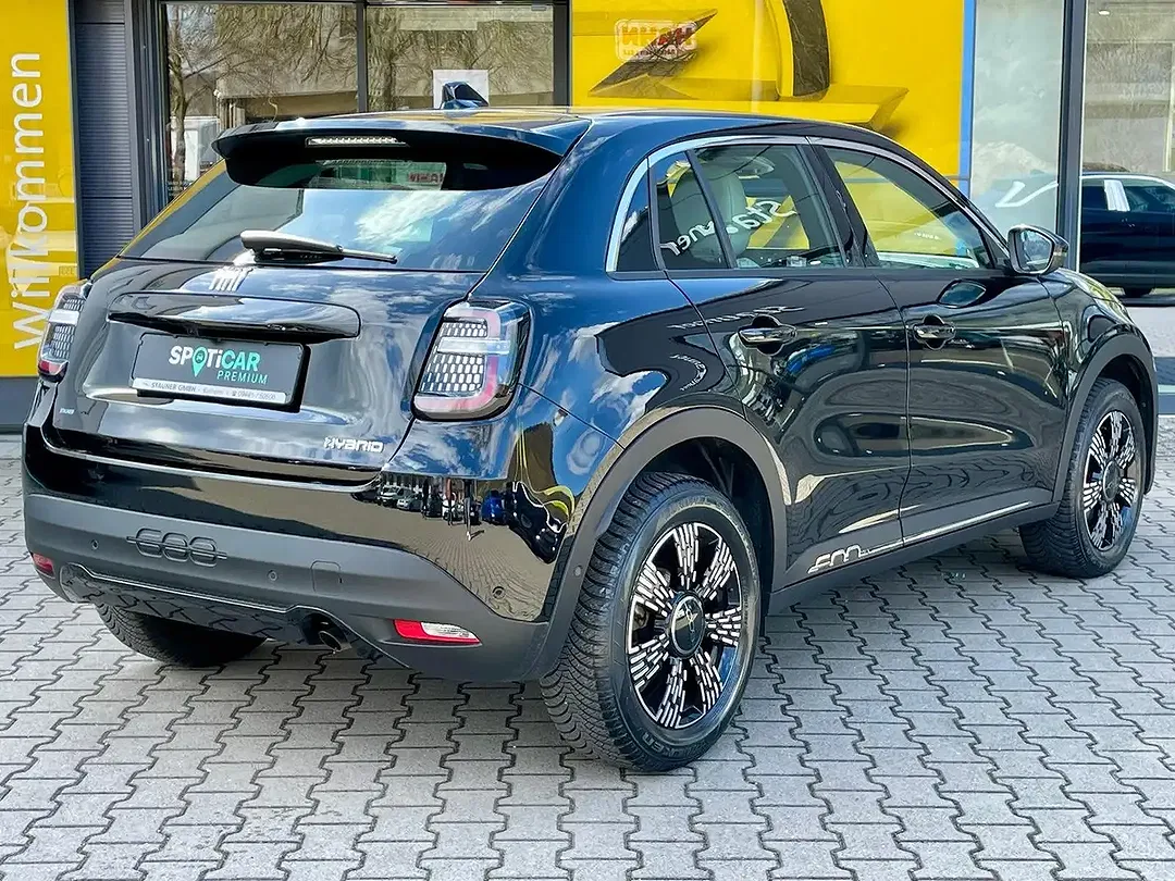 Fiat 600 Hybrid - Thumbnail 3