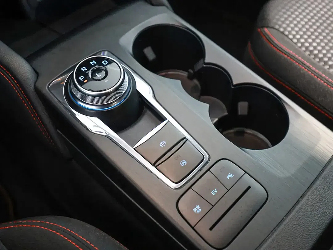 Ford Kuga 2.5 PHEV ST-Line - Thumbnail 13