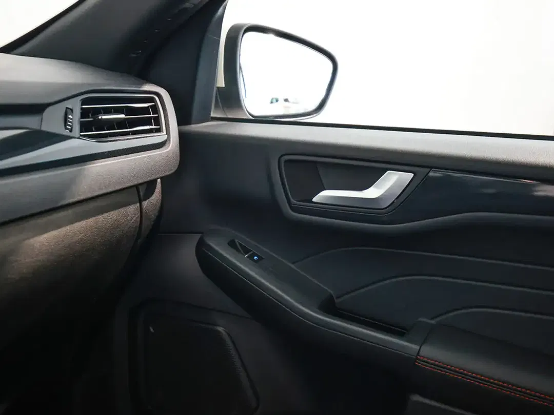 Ford Kuga 2.5 PHEV ST-Line - Thumbnail 15