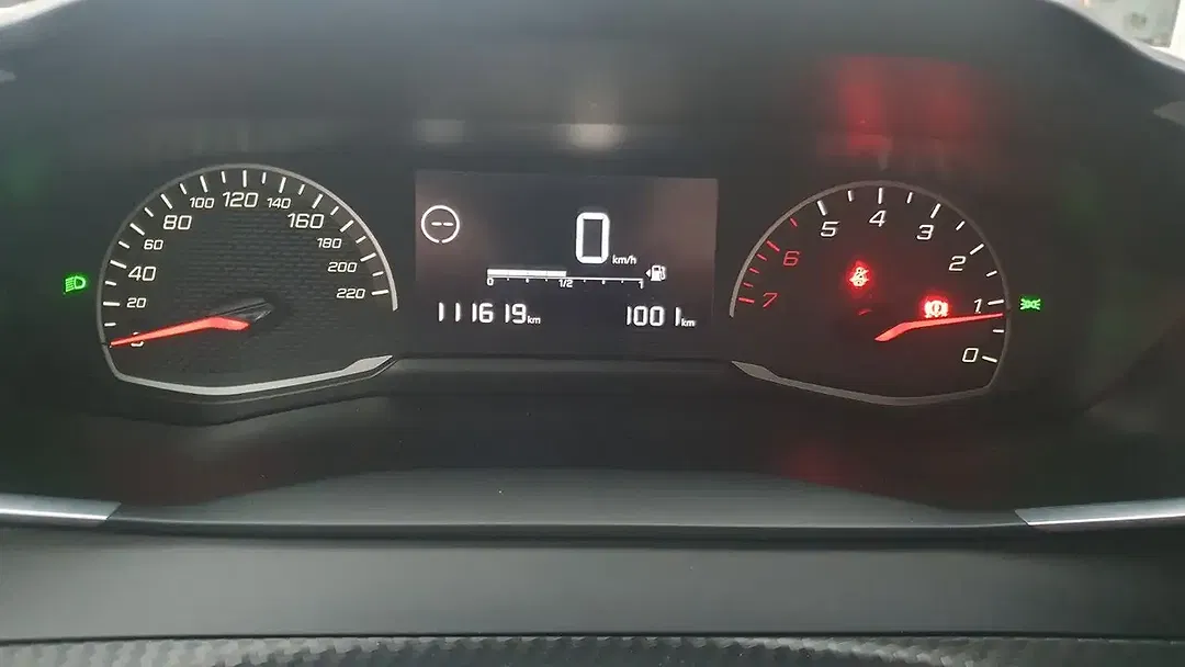 Peugeot 2008 Active - Thumbnail 15