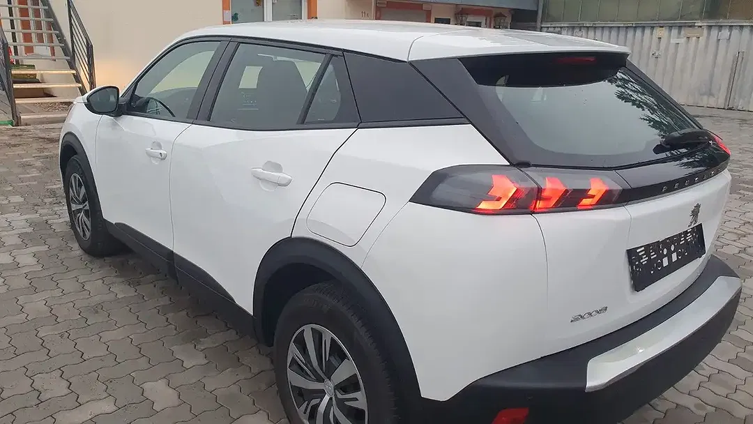 Peugeot 2008 Active - foto 2