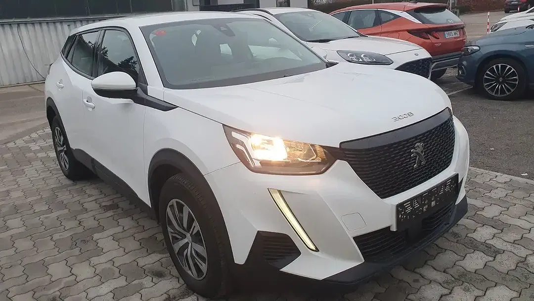 Peugeot 2008 Active - Thumbnail 6