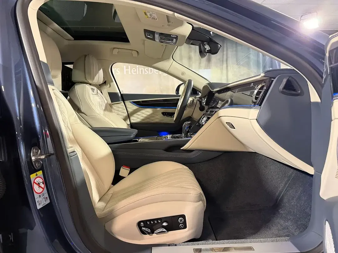 Bentley Flying Spur 4.0 V8 - Thumbnail 14