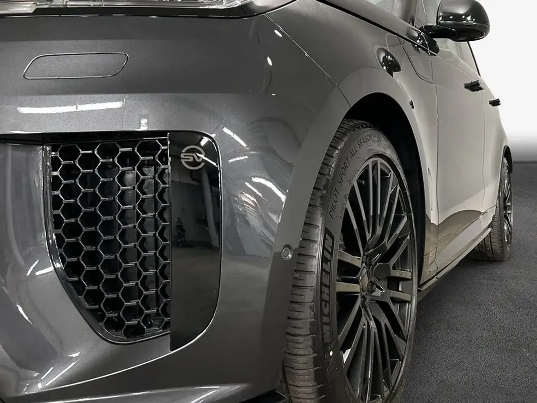 Land Rover Range Rover Sport P635 SV - Thumbnail 12