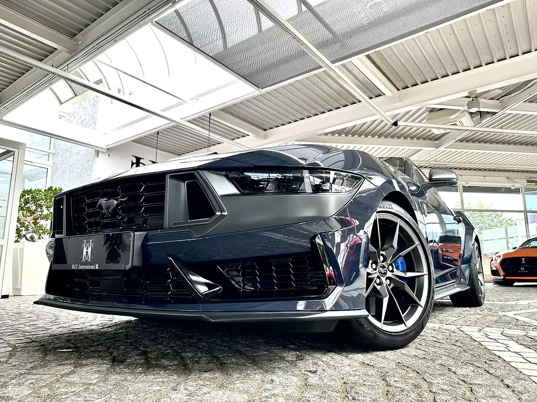 Ford Mustang 5.0 - Thumbnail 3
