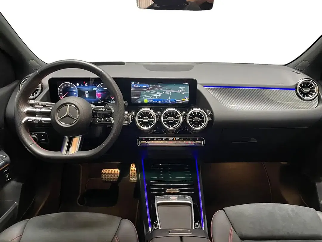 Mercedes-Benz B 200 AMG MBUX - Thumbnail 4