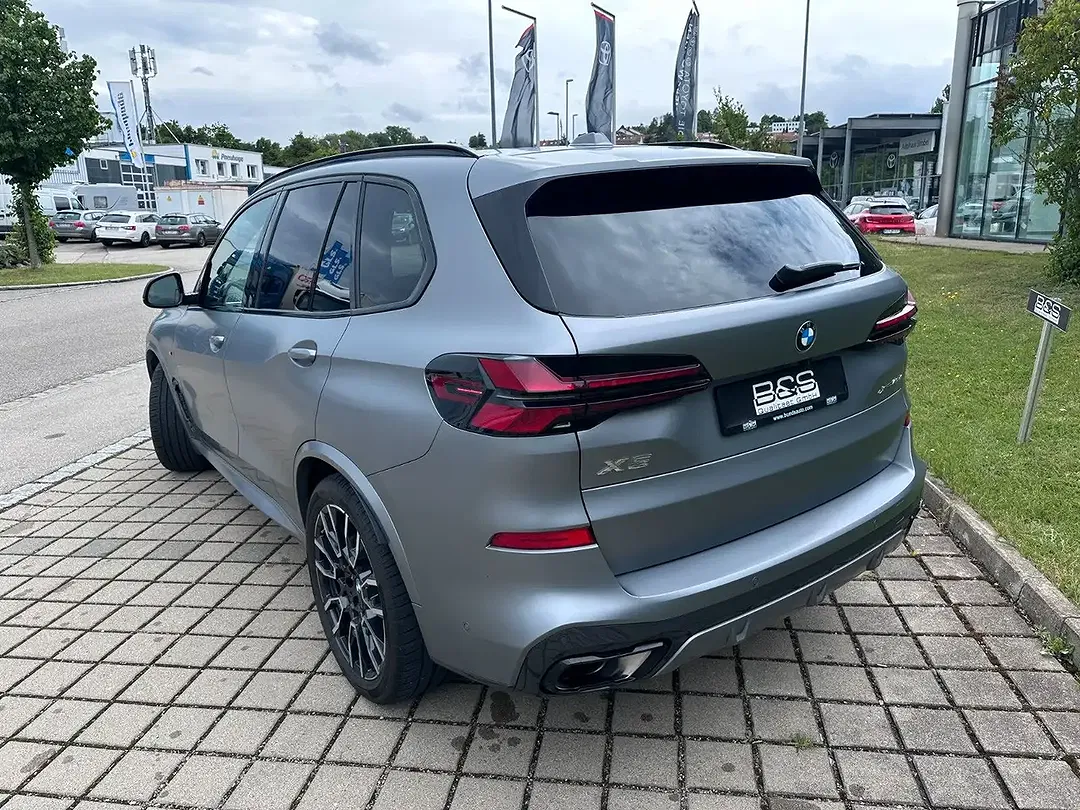 BMW X5 xDrive M Sport - Thumbnail 5