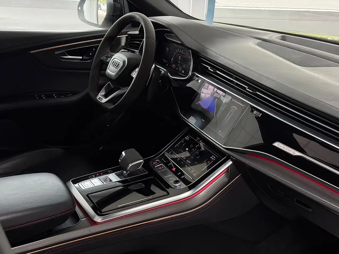 Audi RS Q8 4.0 TFSI quattro Matrix LED - Thumbnail 7