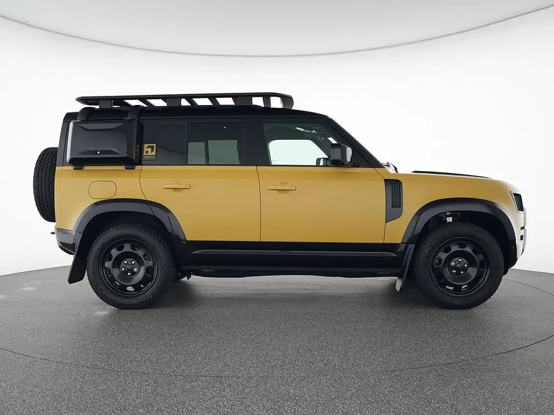 Land Rover Defender D350 Trophy Edition 110 - Thumbnail 12