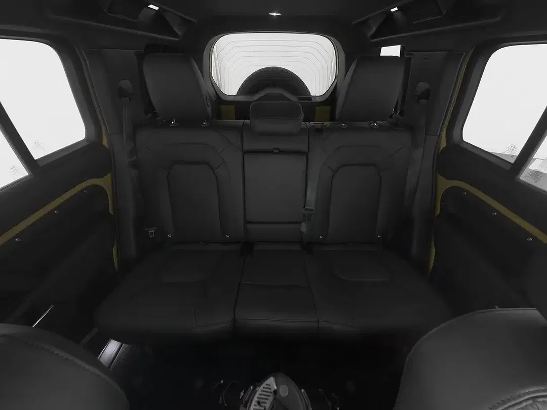 Land Rover Defender D350 Trophy Edition 110 - Thumbnail 5