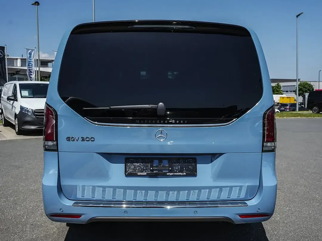 Mercedes-Benz EQV 300 AIRMATIC Avantgarde - Thumbnail 5