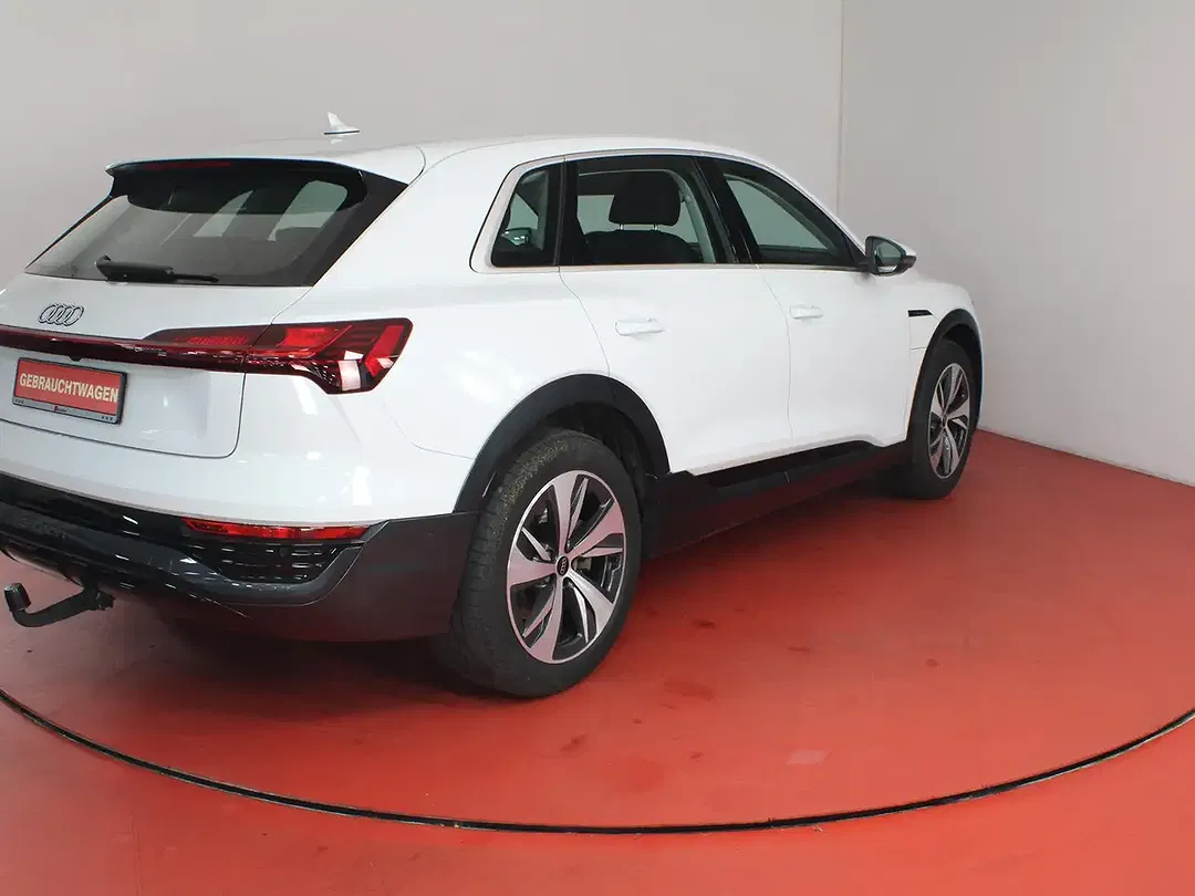 Audi Q8 e-tron Matrix LED advanced - Thumbnail 3