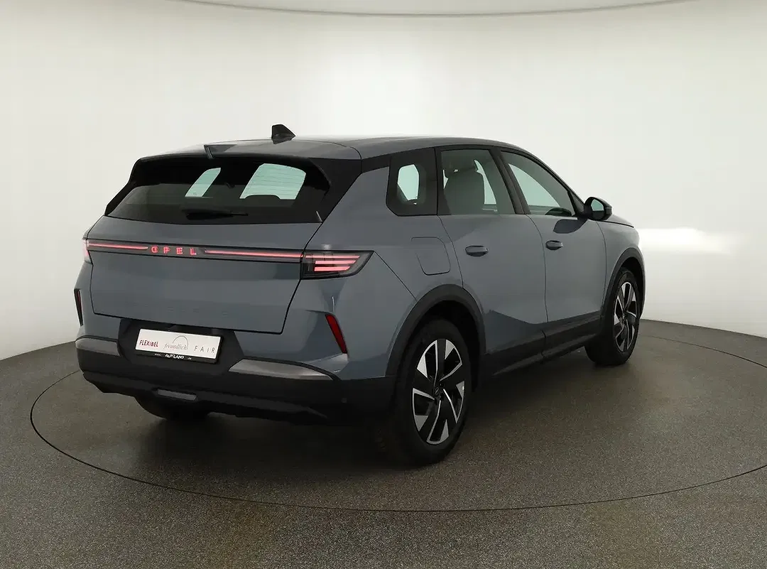 Opel Grandland Hybrid 1.2 Turbo AUT - Thumbnail 4