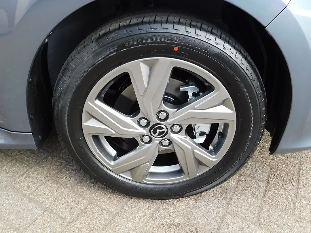 Mazda 2 1.5 CVT Hybrid Exclusive-Line - foto 13