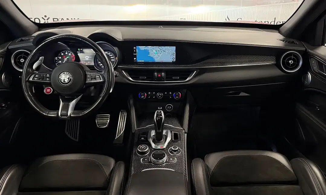 Alfa Romeo Stelvio 2.9 V6 Quadrifoglio - Thumbnail 10