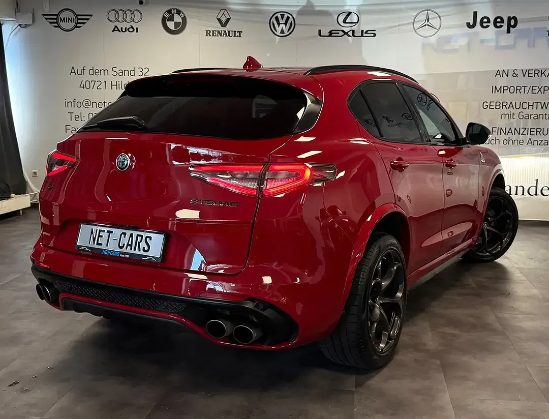 Alfa Romeo Stelvio 2.9 V6 Quadrifoglio - Thumbnail 4