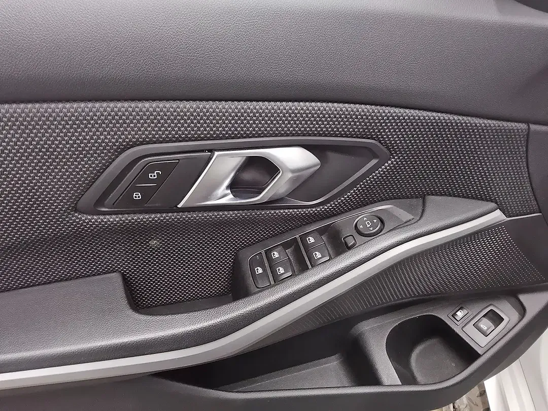 BMW 320 Touring Advantage Pro - Thumbnail 6