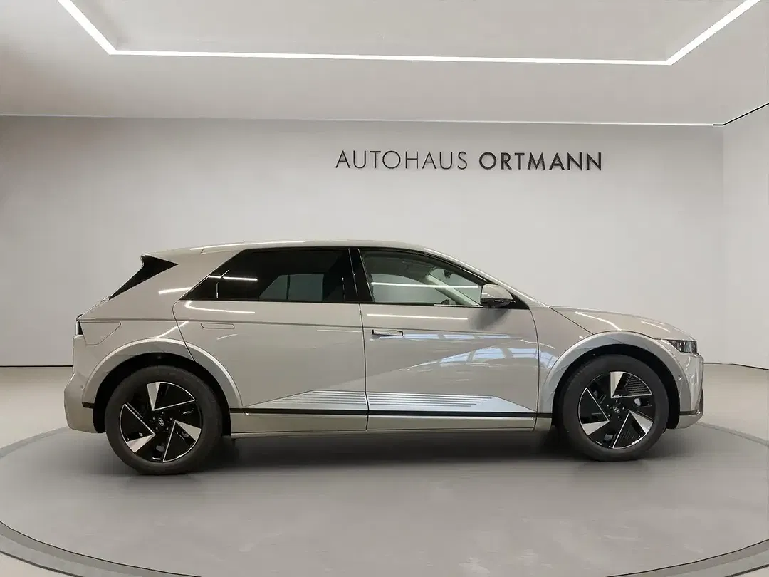 Hyundai IONIQ 5 - Thumbnail 8