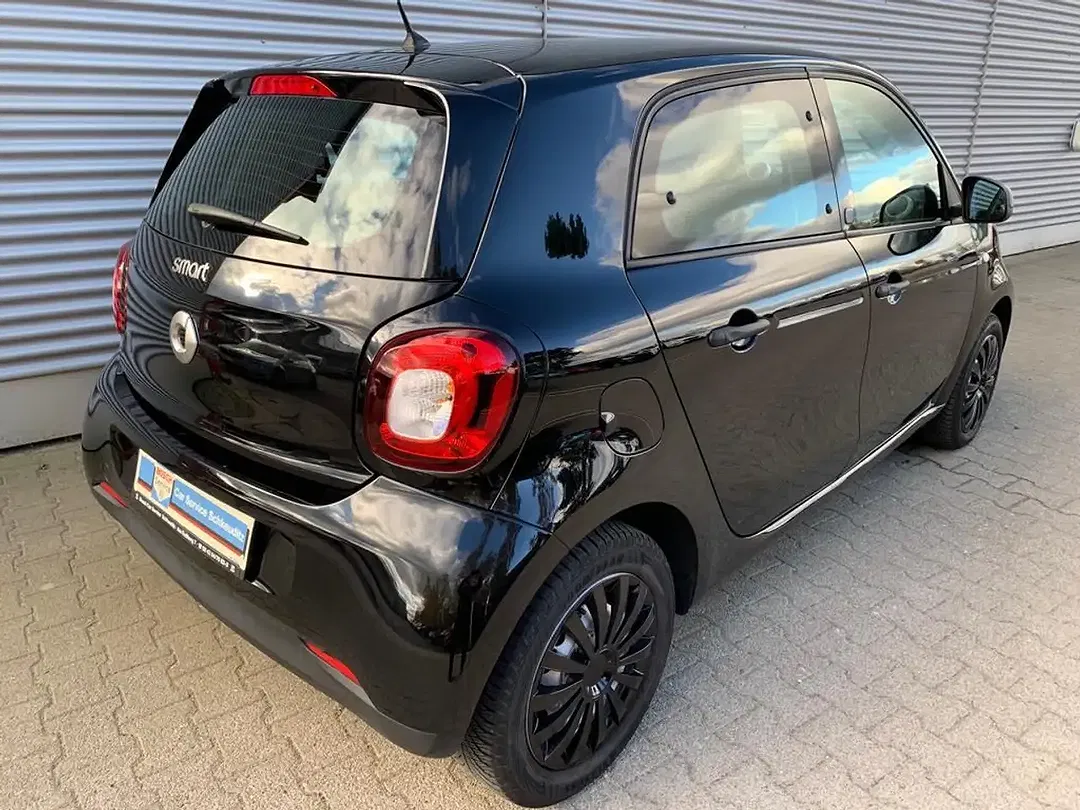 smart forFour - Thumbnail 3
