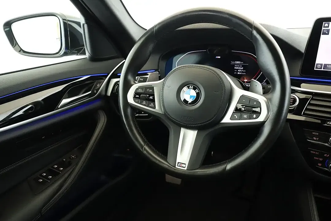BMW 540 xDrive M - Thumbnail 11