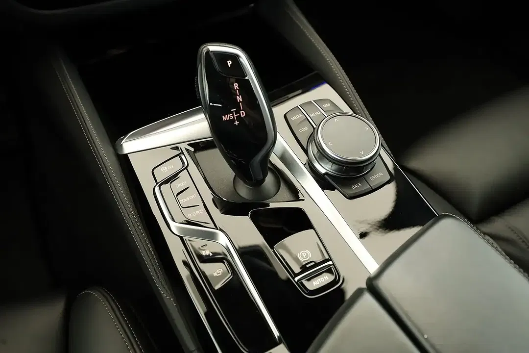 BMW 540 xDrive M - Thumbnail 14
