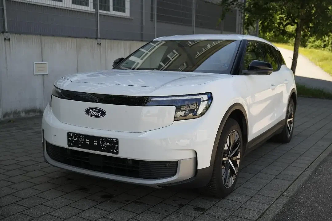 Ford Explorer Extended Range Select - Afbeelding 1