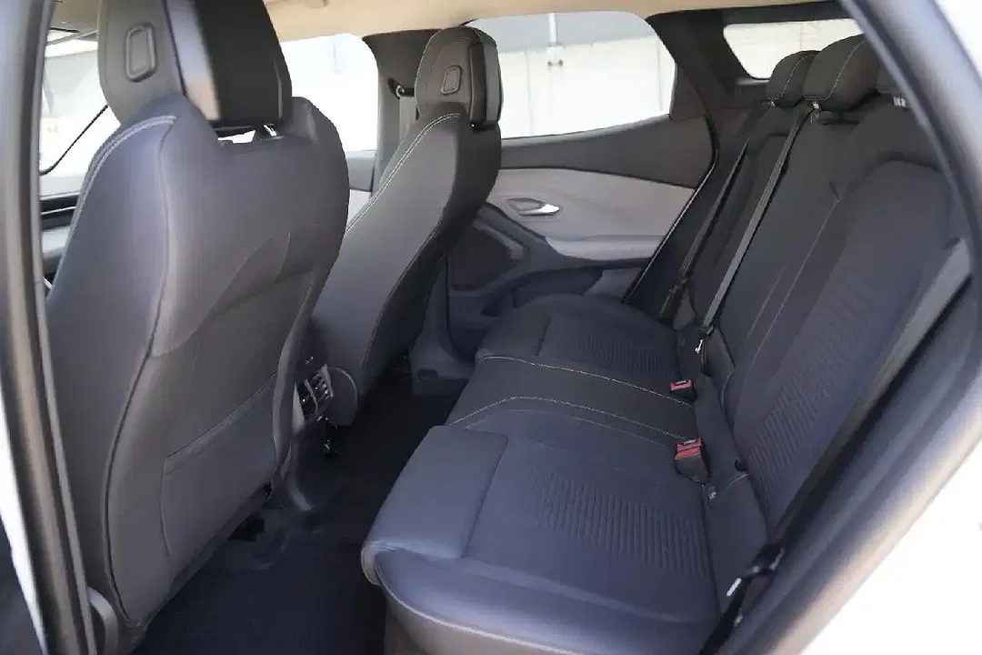 Ford Explorer Extended Range Select - Thumbnail 12