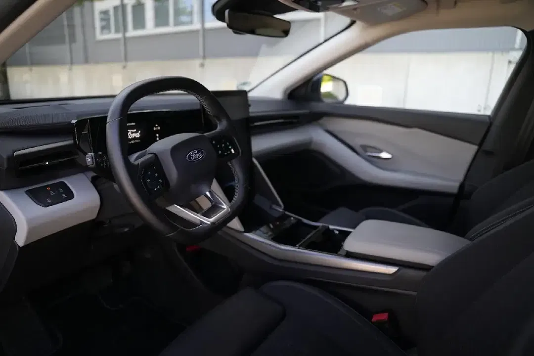 Ford Explorer Extended Range Select - Thumbnail 9