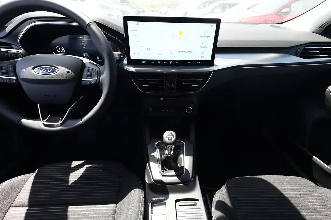 Ford Focus Titanium X - Thumbnail 8