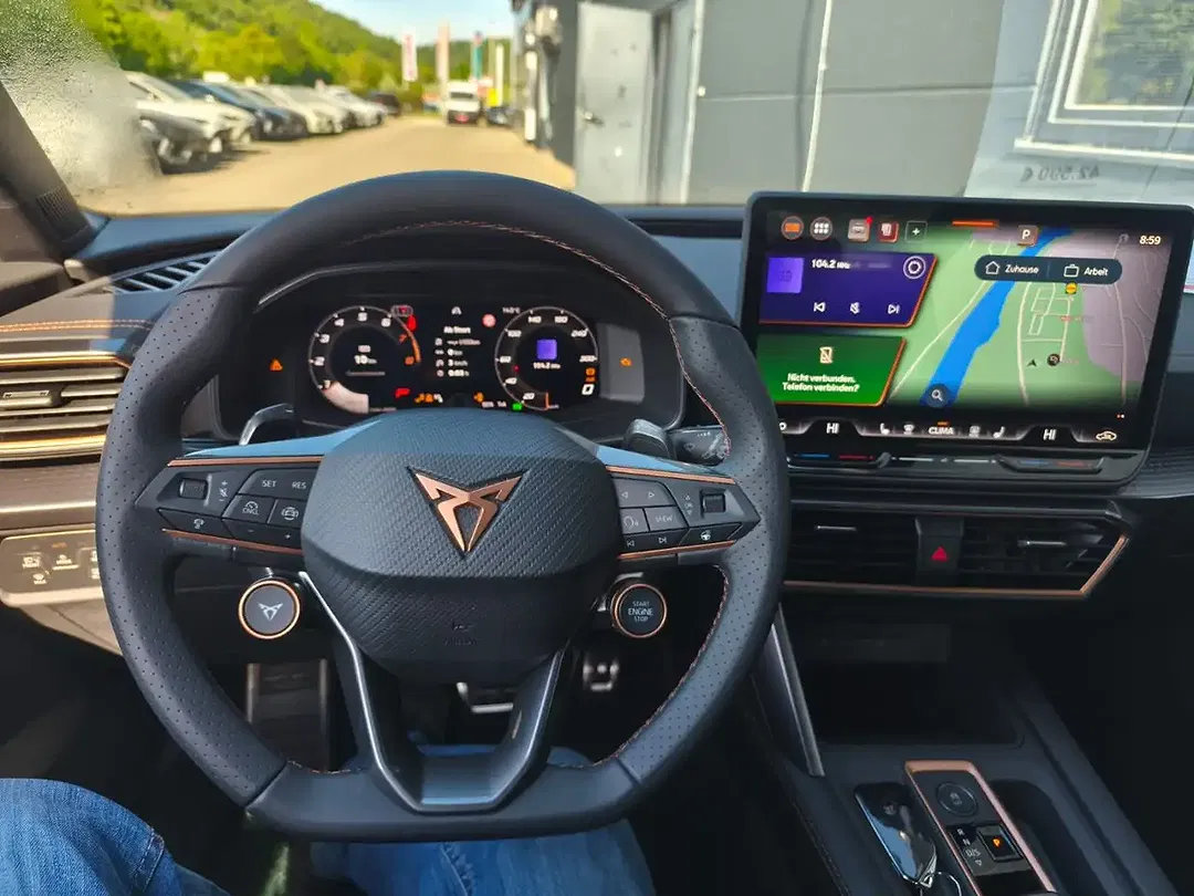 CUPRA Leon 2.0 TSI DSG VZ Matrix LED - Thumbnail 11