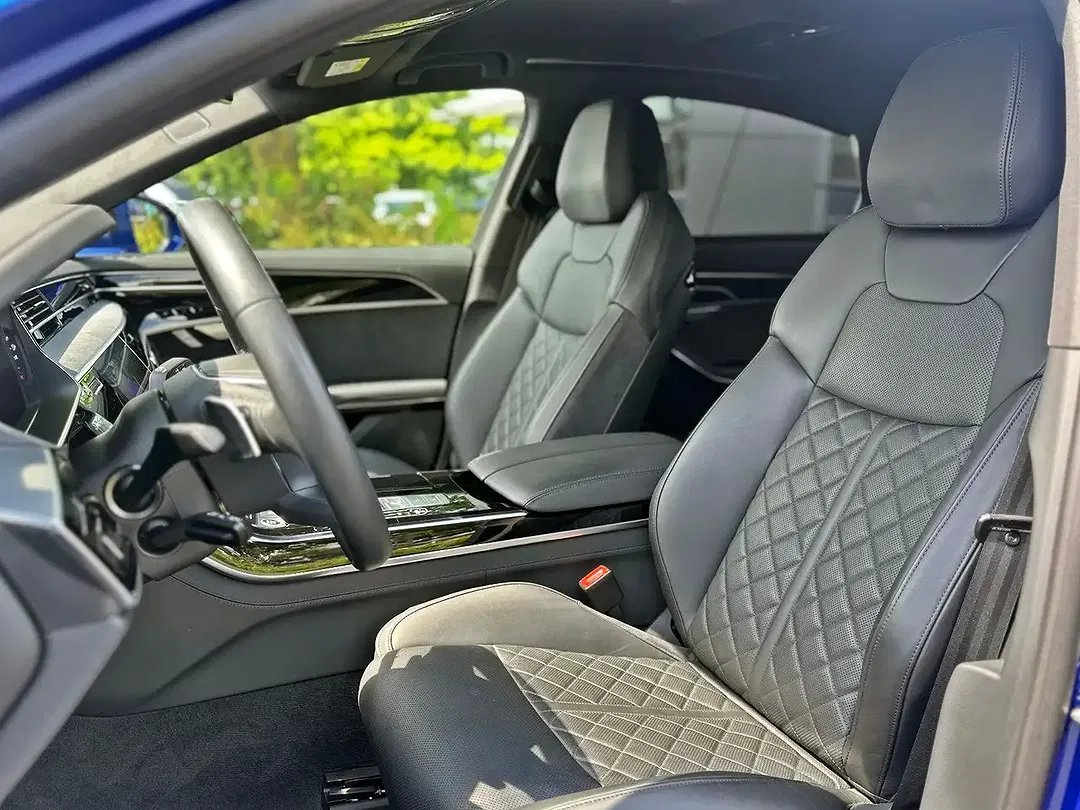 Audi A8 S line - Thumbnail 10