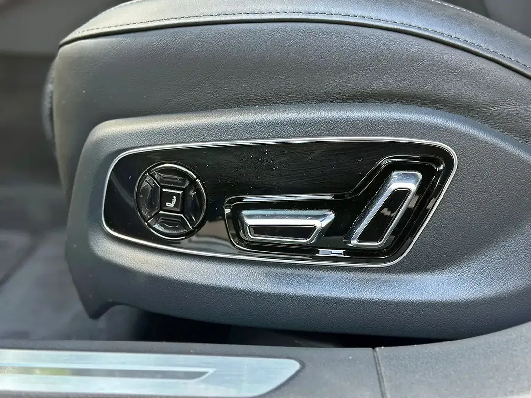Audi A8 S line - Thumbnail 11