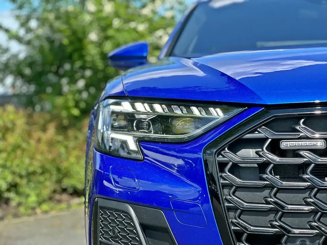 Audi A8 S line - Thumbnail 3