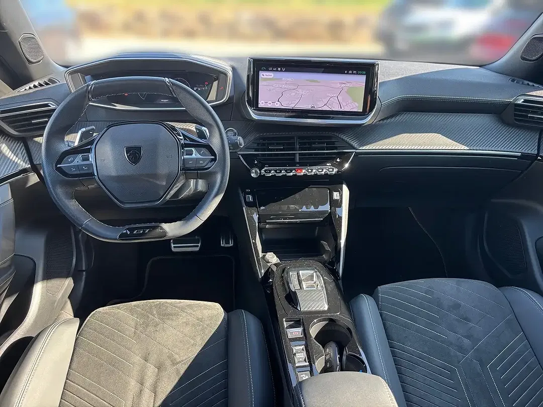 Peugeot 2008 130 PureTech GT - Thumbnail 9