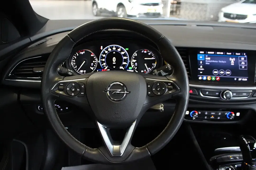 Opel Insignia Elegance IntelliLux LED - Thumbnail 13