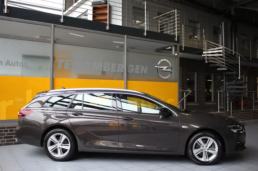 Opel Insignia Elegance IntelliLux LED - Thumbnail 3