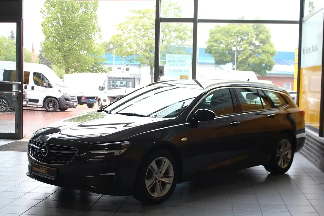 Opel Insignia Elegance IntelliLux LED - Thumbnail 4