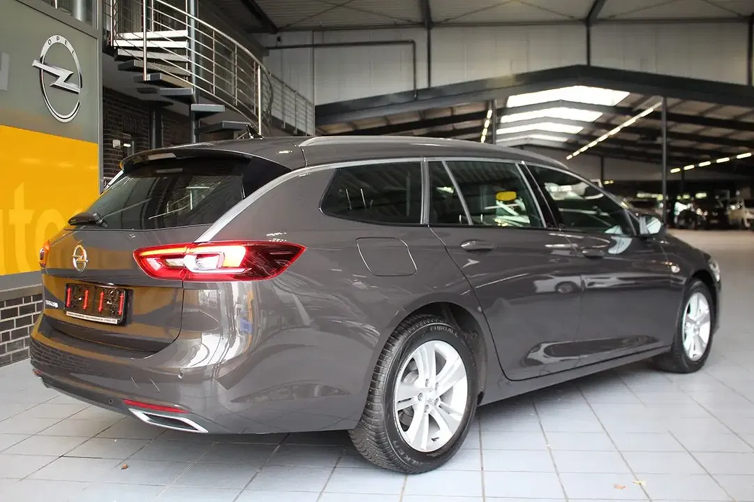 Opel Insignia Elegance IntelliLux LED - Thumbnail 6
