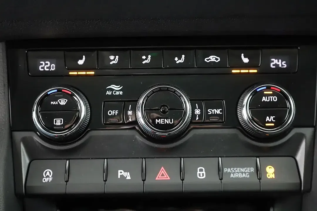 Skoda Karoq 1.5 TSI DSG - Thumbnail 11